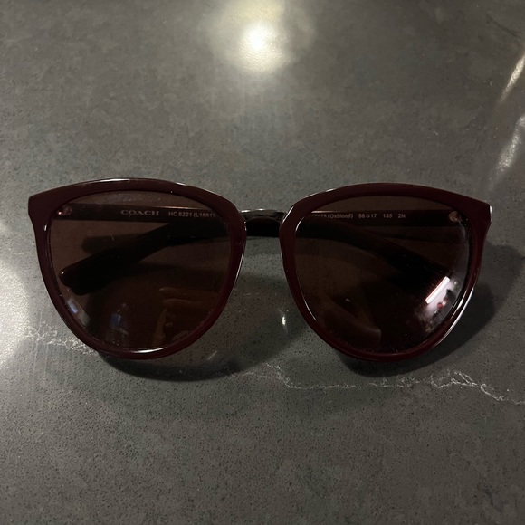 COACH SUNGLASSES - Picture 5 of 5
